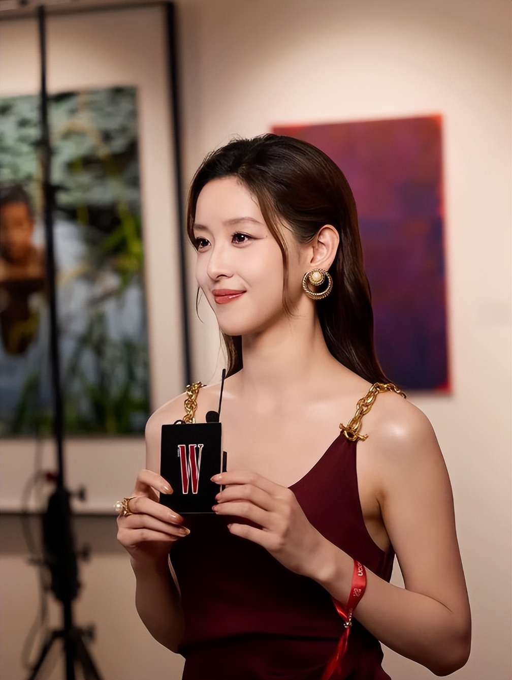 章泽天和朱珠同框，才发现女人到中年，幸不幸福都写在脸上