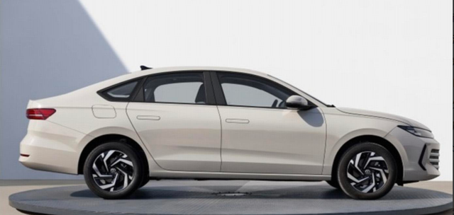 全面升级，大众“小帕萨特Pro”曝光，下一代国民车？