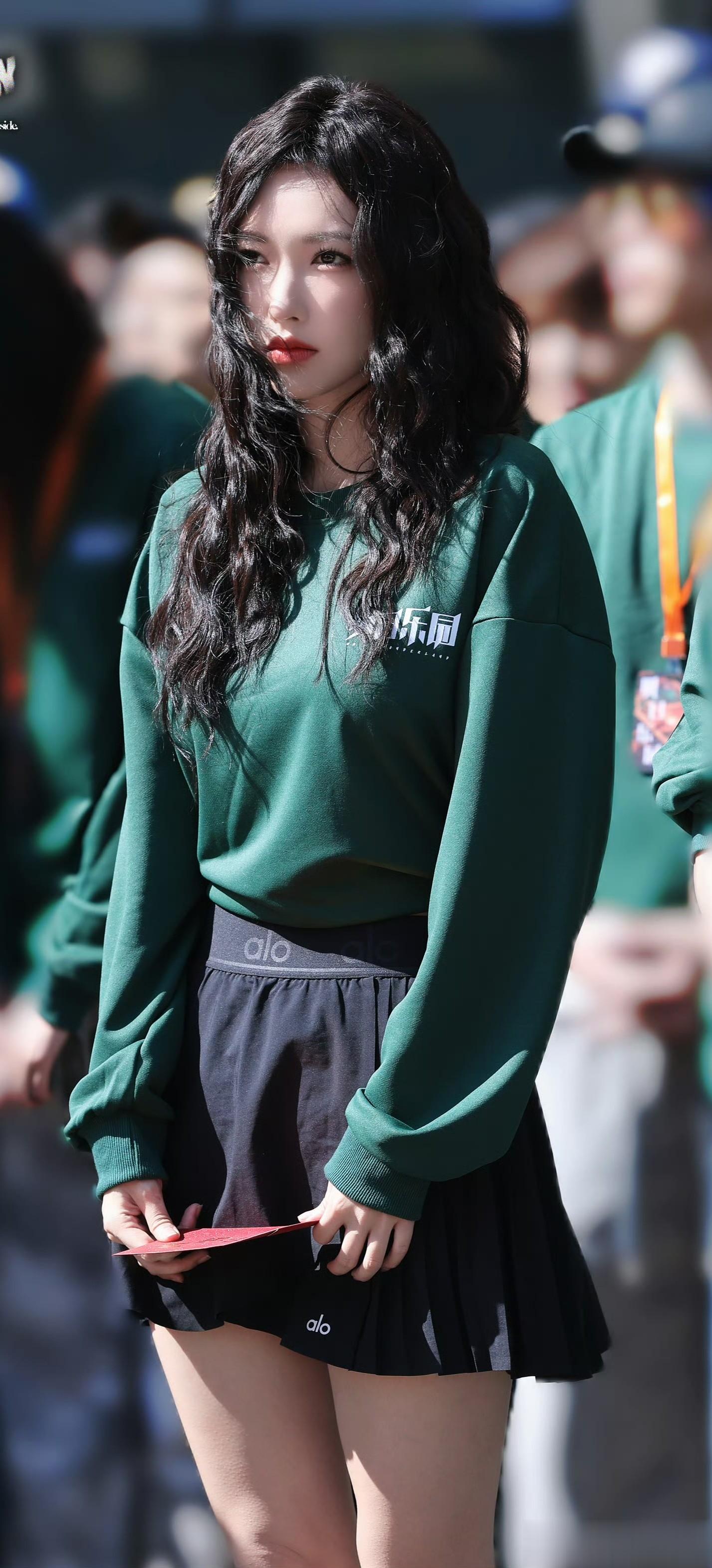 程潇 新剧开机活动现场