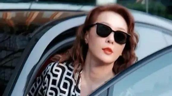 TVB“御用恶女”踩中风口北上发展，如今财富自由享受潇洒单身生活