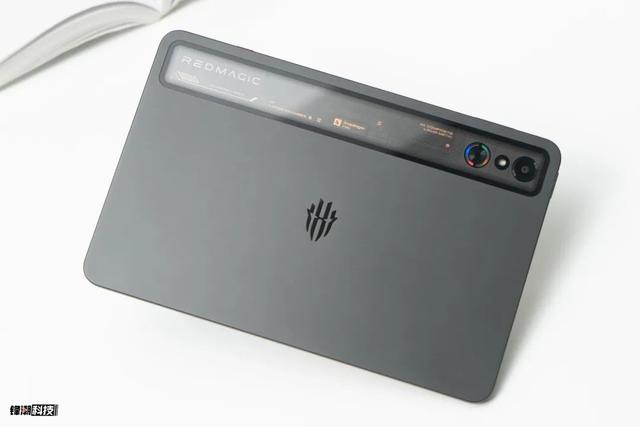 下一代旗舰新机,这些新硬件和新技术给我整不会了