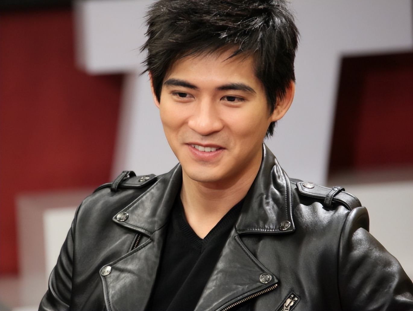 周渝民公开朱孝天缺席真相，原来朱孝天没说谎，我们都误会他了