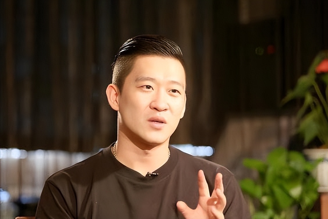 风水轮流转！这次，官宣新身份的曹云金，彻底撕碎了郭德纲的体面