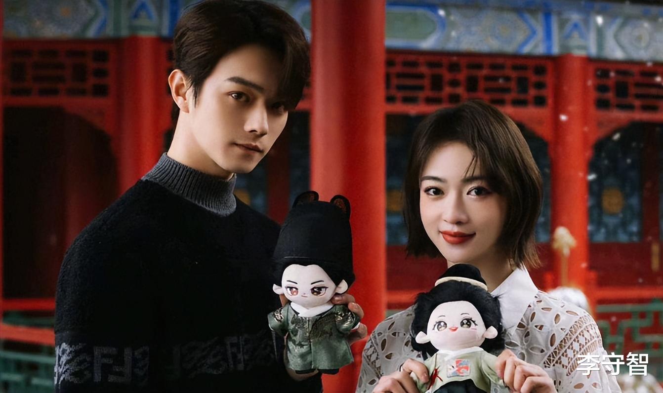 田曦薇实惨！新剧开播搭档许凯被曝出轨，于正报警遭女方晒照打脸