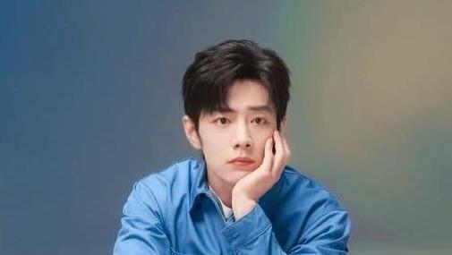 肖战“自毁式单身”震碎内娱！飞利浦代言照，这眼神谁敢接？