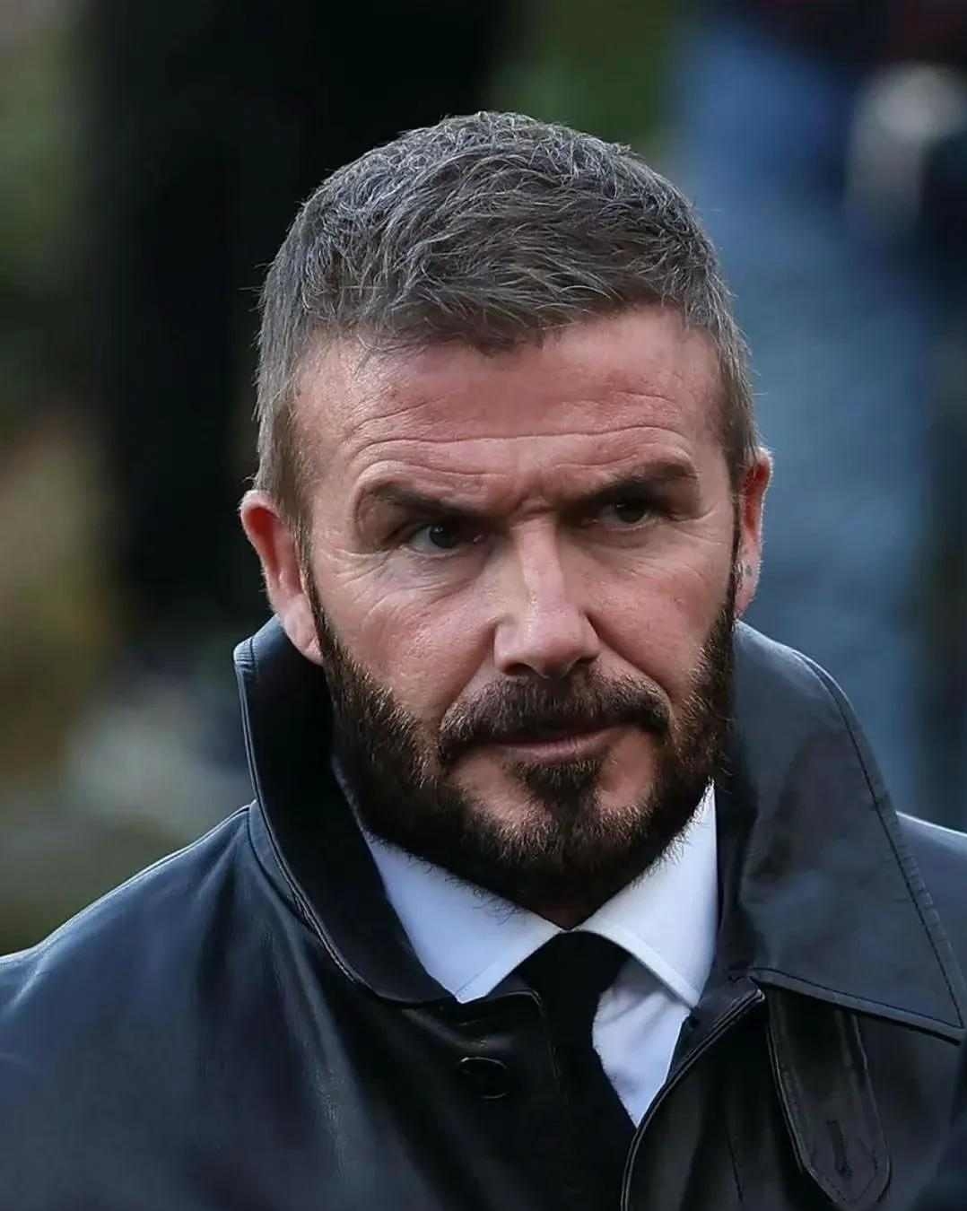 贝克汉姆女儿美到认不出！14岁身高1米75，超过了妈妈维多利亚