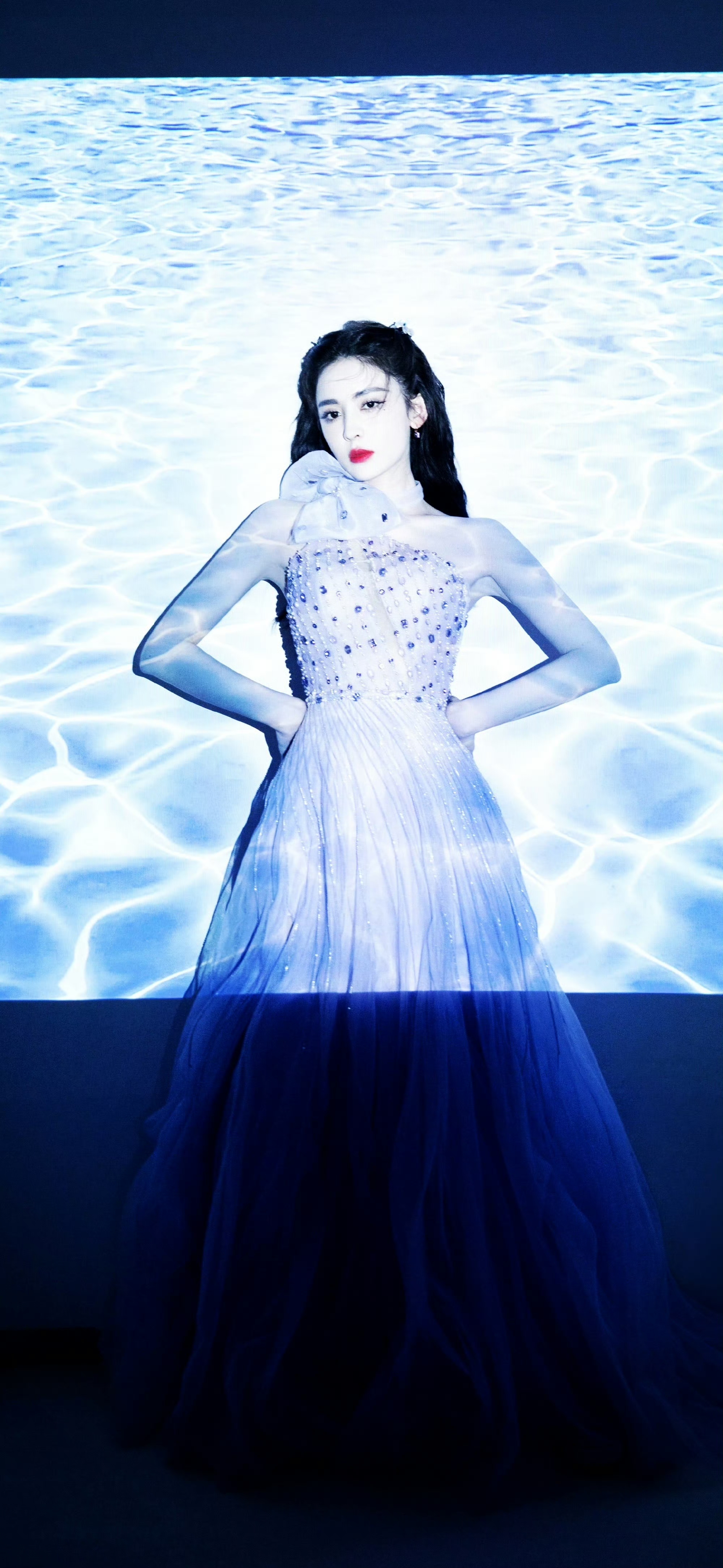 古力娜扎,蔚蓝人鱼 ???