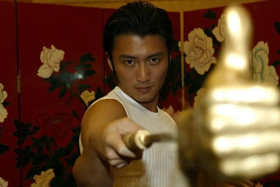 谢霆锋的“锋味派”，幕后大老板是劣迹艺人，看完你还会买吗?