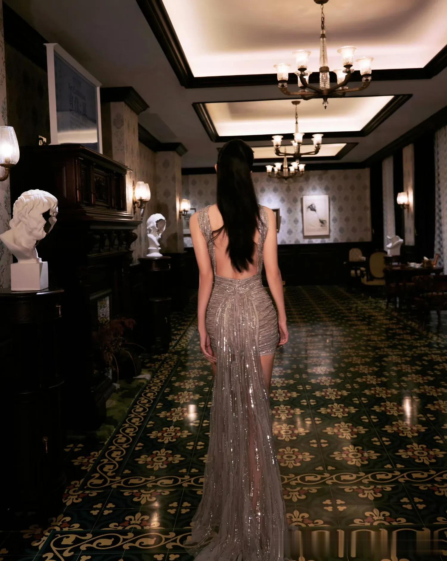 金晨的肉腿美臀真是一绝