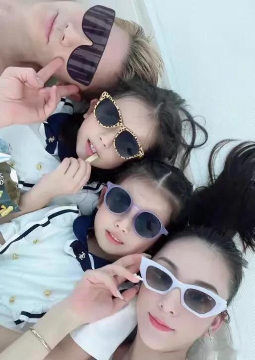 方媛庆小女儿满月，近照曝光又瘦又美，郭富城大方回应是否生四胎