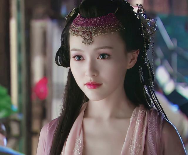 85花婚姻全军覆没,唯独她例外!当年被嘲下嫁,如今竟成唯一赢家