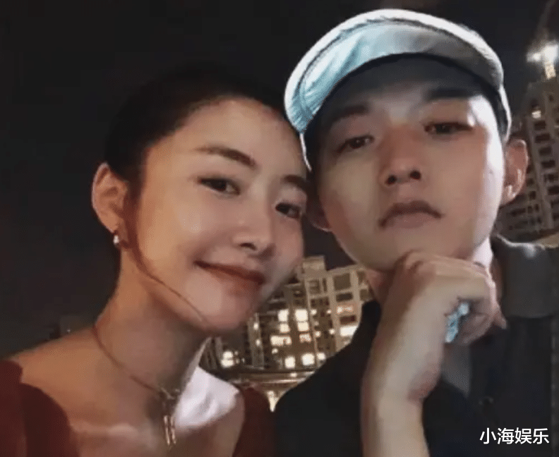 黄奕霍尊同框全程假笑，黄奕被嘲整成格格巫，霍尊胖成火风