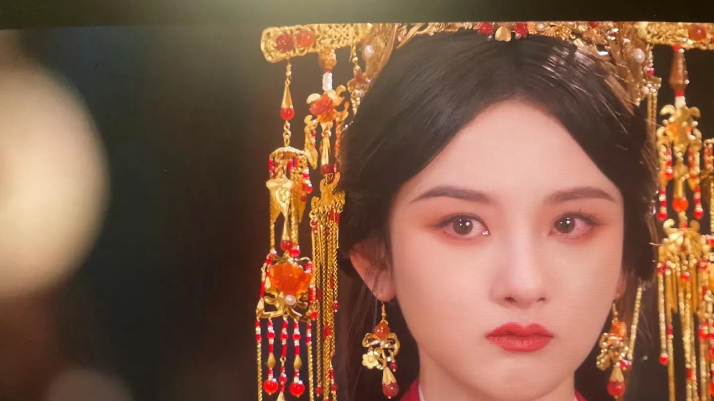 没有比较就没有伤害！如果换他来演《折腰》，刘宇宁就不会被骂了