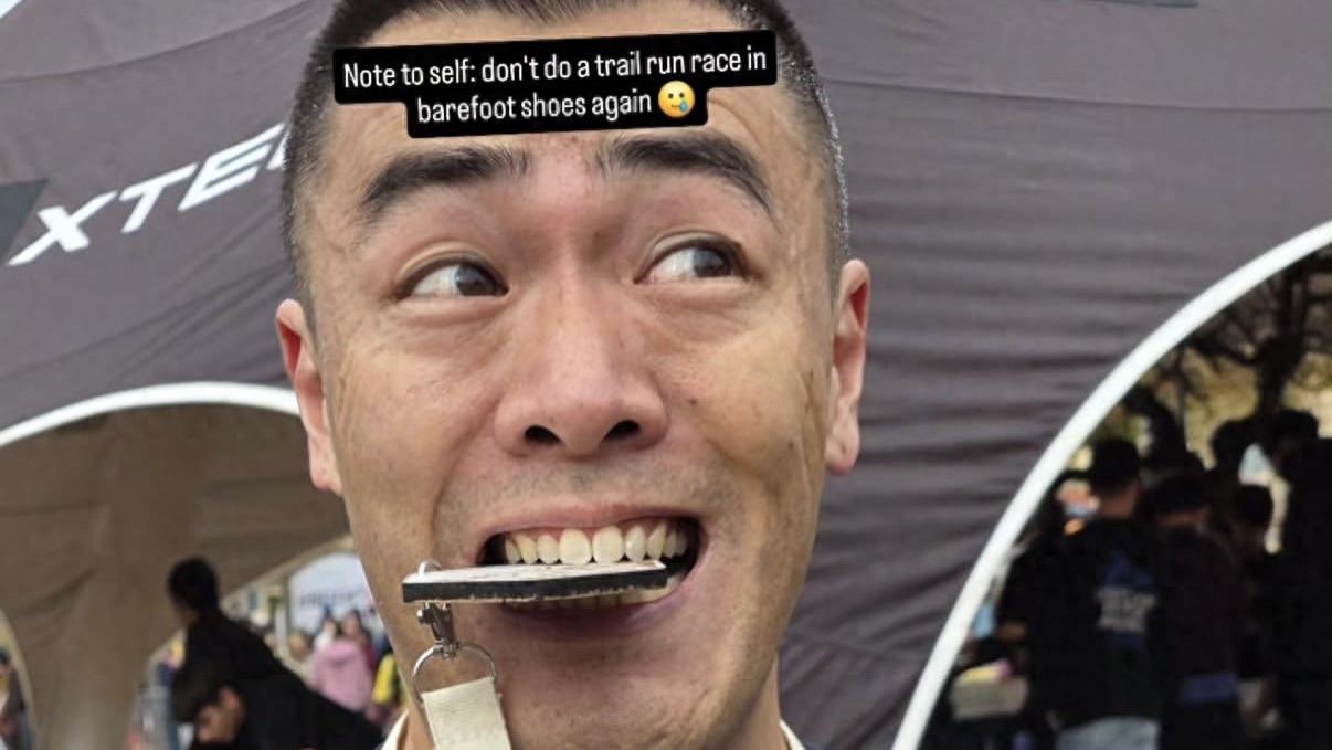 刘銮雄长子移居英国晒近照，两鬓花白身姿健硕，在当地陪子女生活