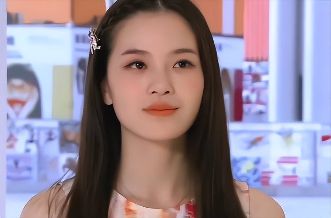 赵樱子回应和杨子恋情传闻，杨子说：“认识10年，没有搞上”