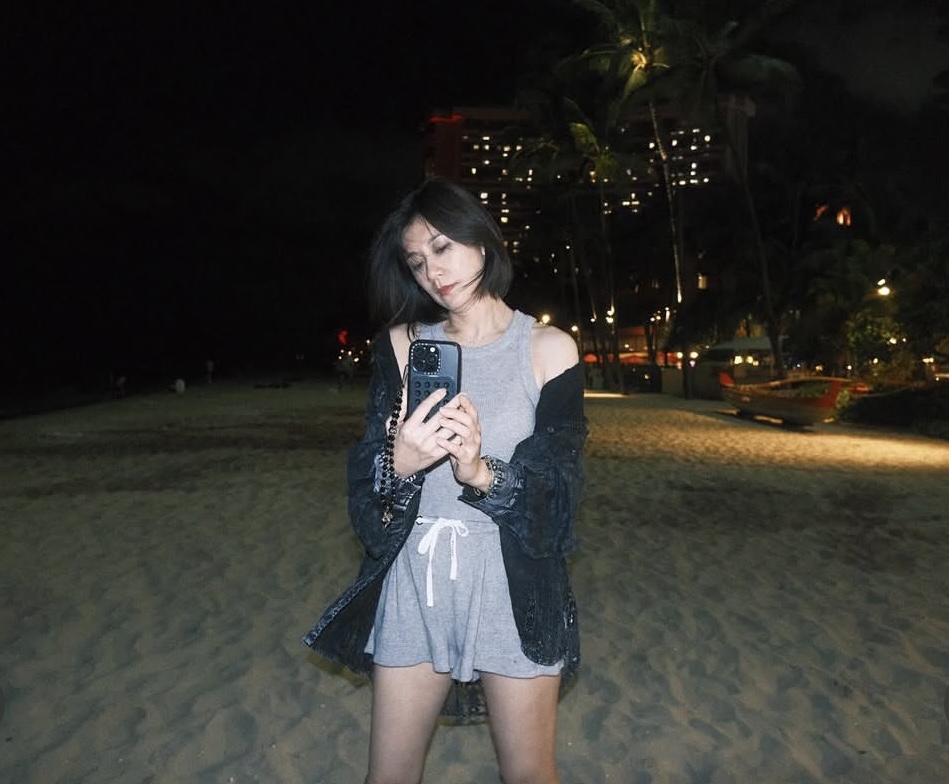 梧桐妹晒照“出卖”妈妈，贾静雯：这个摄影师我很喜欢