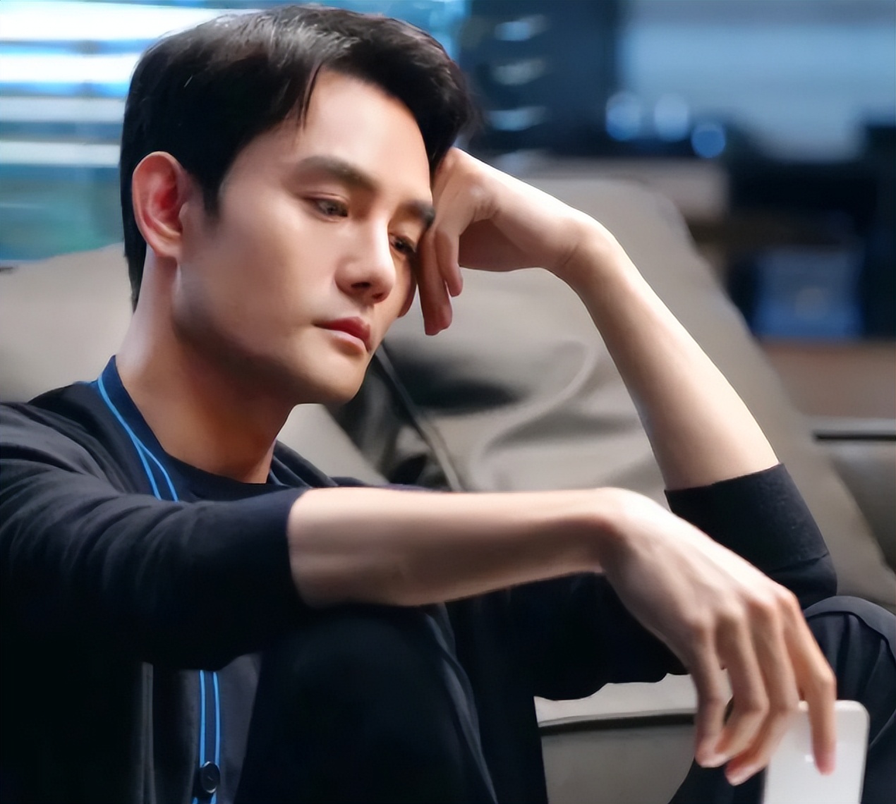 仅播30分钟,夺飙升榜第一,不愧是你们苦苦盼了三年的都市剧