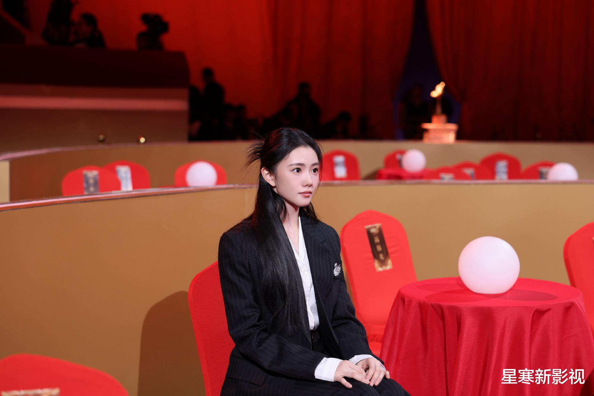 张艺谋《主角》将拍，刘浩存接棒赵丽颖演女主，配角都是实力派！