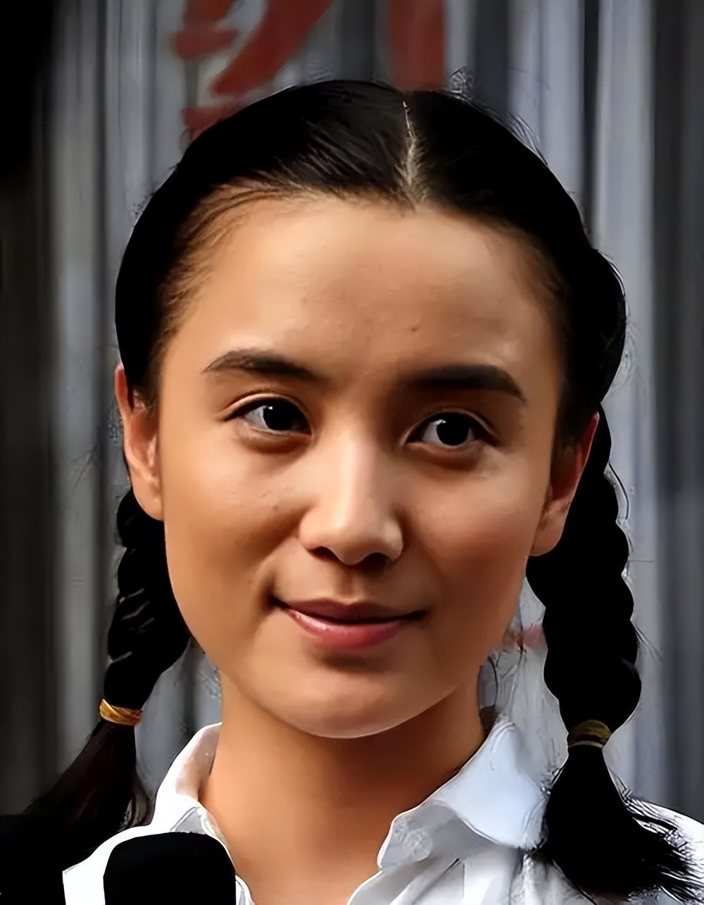 大衣哥跳楼身亡、赵本山灵堂、宋佳知三当三，现在造谣越来越离谱