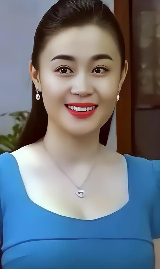 恶心一幕出现！网传赵本山抢救无效去世，灵堂照片曝光，AI已回应