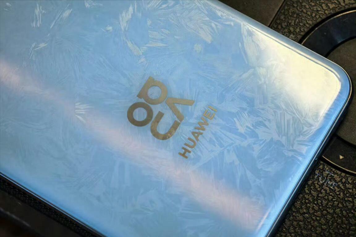 華為讓出“高利潤”？鴻蒙OS+30倍變焦+衛星通信，現已跌至3099元