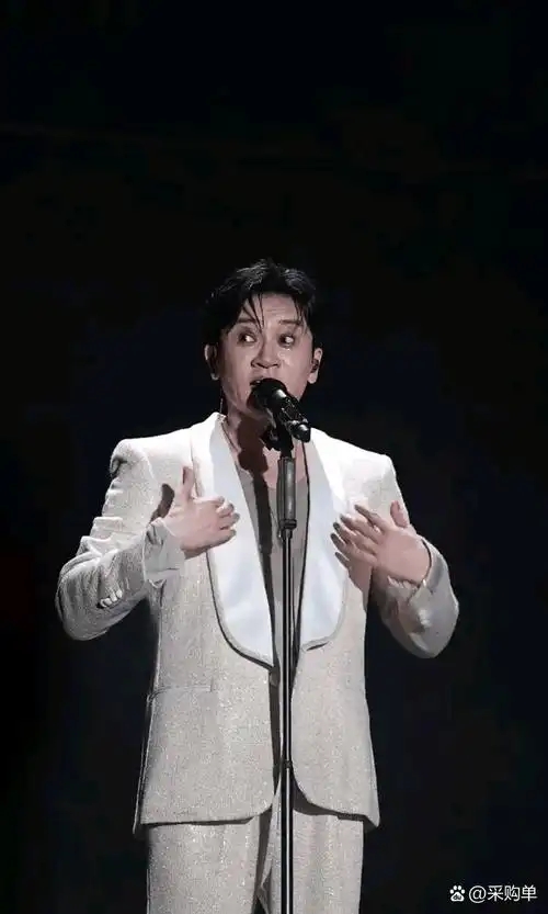 美男变大姨？又一明星步入苏有朋后尘，这些男星的畸形审美太离谱