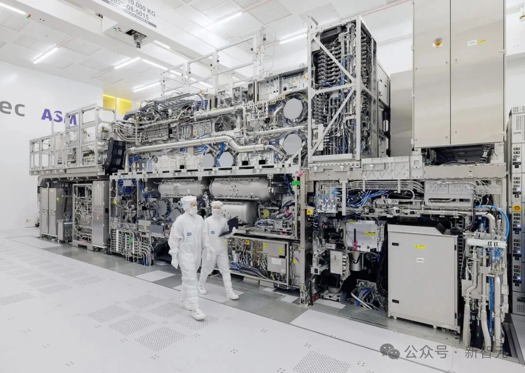刚刚,光刻机巨头ASML杀入AI!豪掷15亿押注欧版OpenAI成最大股东