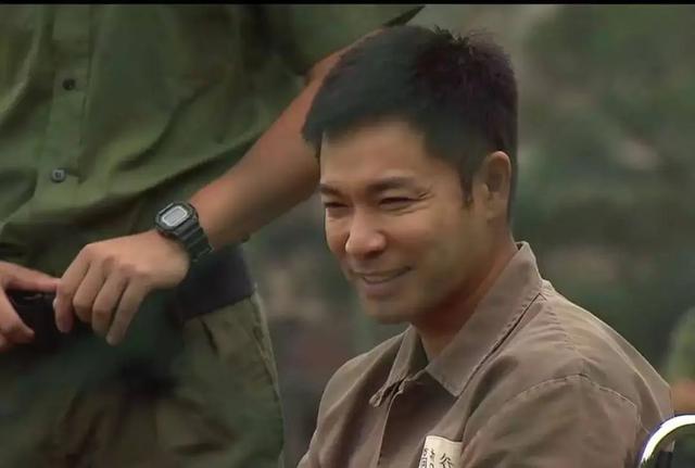 TVB视帝现状，6个离巢，有人当上市公司董事，有人退休当奶爸