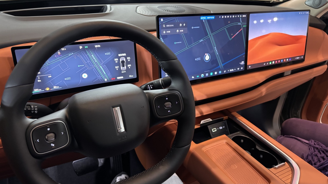 试驾魏牌蓝山智能进阶版：虽非9系犹胜9系