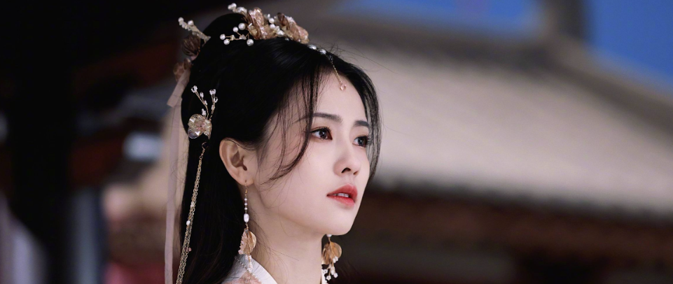 《临江仙》终于要来了!白鹿嫩了,曾舜晞变帅了,却被女二惊艳了