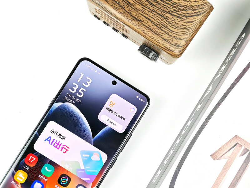 聯(lián)想moto X70 Air Pro評(píng)測(cè)：影像與AI的極致融合