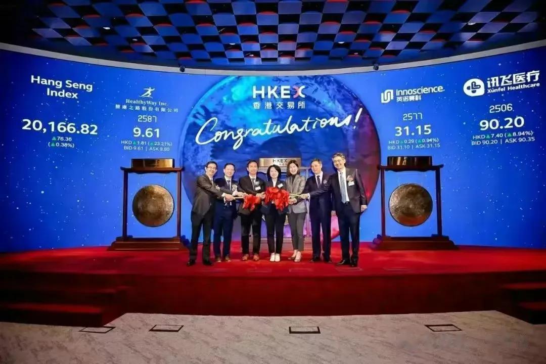 英偉達咽喉上的蘇州女人