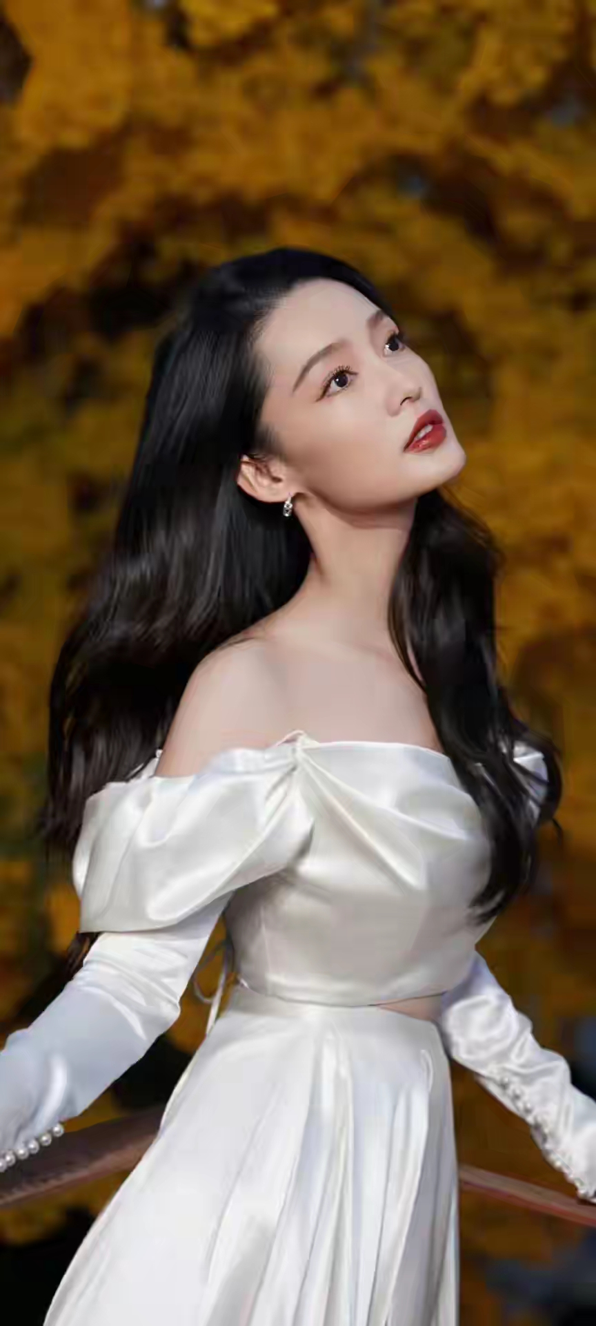 温婉如兰，鲜活如风——李沁的独特魅力！