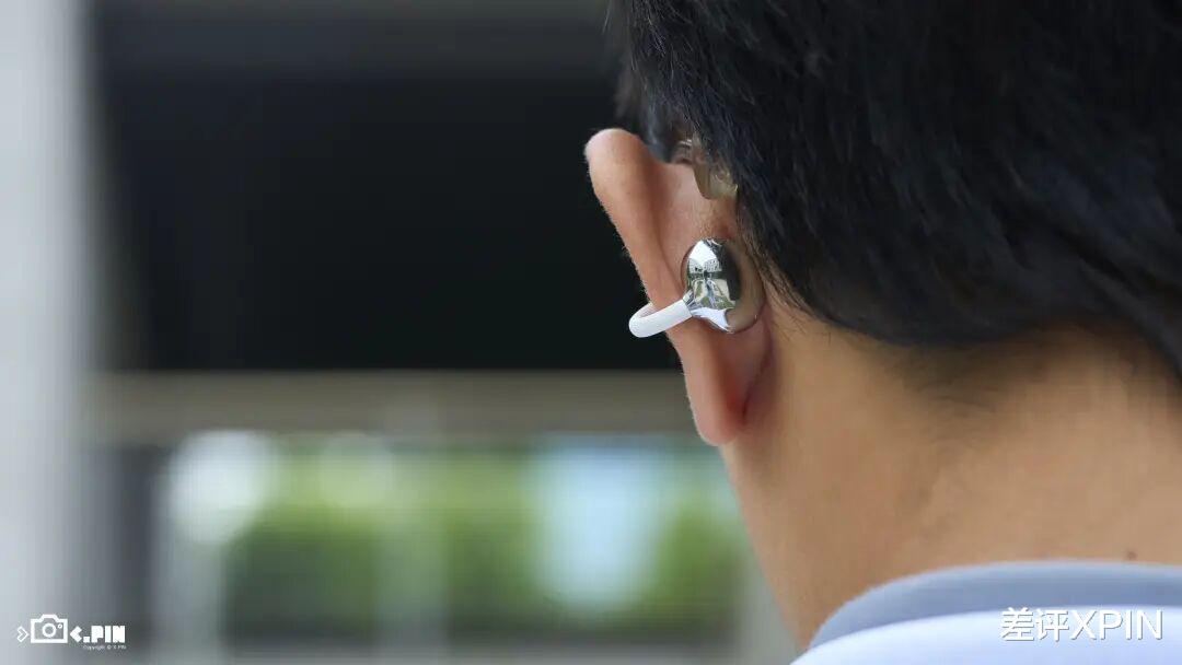 連降噪都沒有的耳機，華為憑啥敢賣到一千多塊？