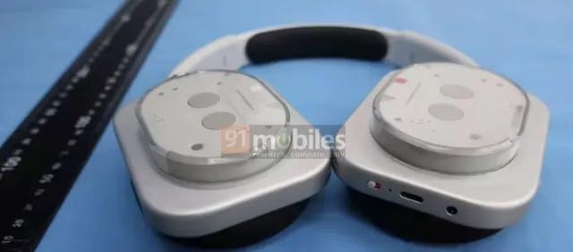 Nothing新品发布会将至:手机、耳机同台亮相,明天见!