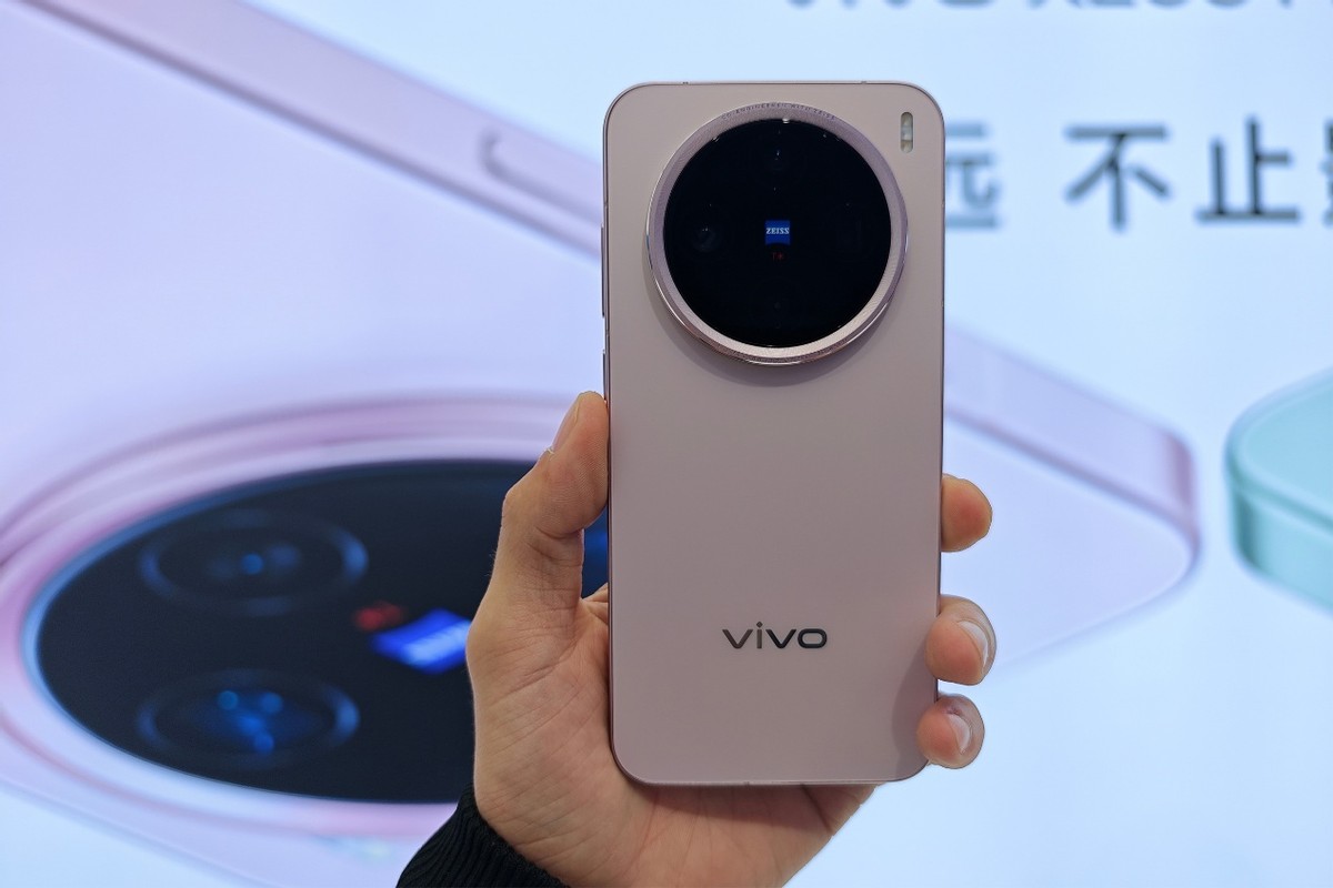 小屏手機熱度散了？小米、vivo、一加三款小屏盤點，哪個是你的菜