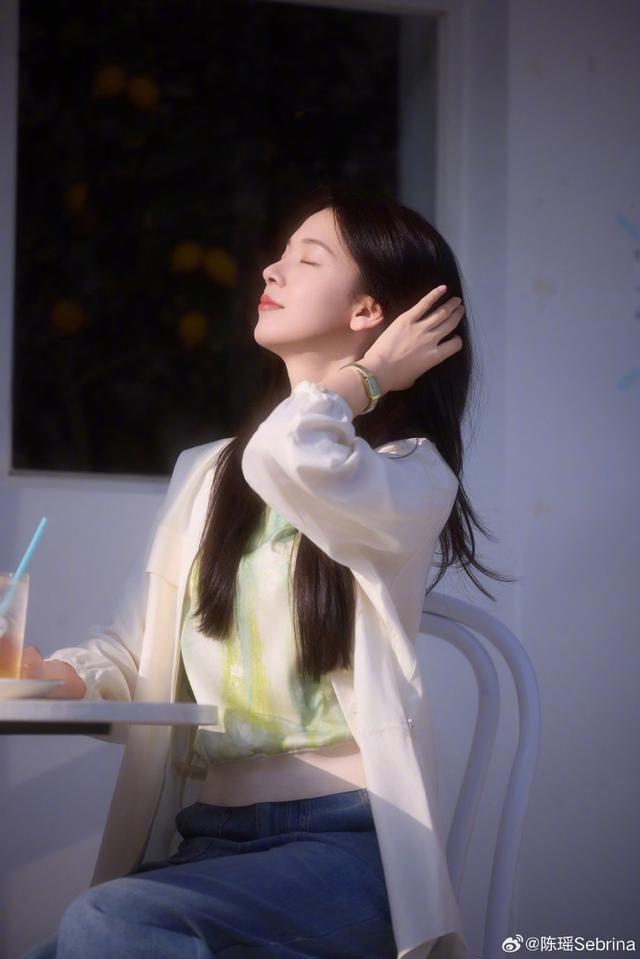 陈瑶：奶油味的陈瑶，想不想尝一尝！