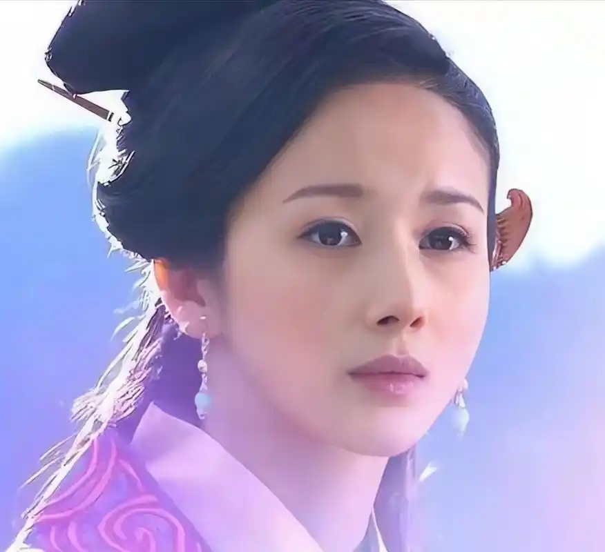 43岁孙菲菲官宣离婚，自曝11年惨痛婚姻：嫁伪豪门，倒贴养软饭男