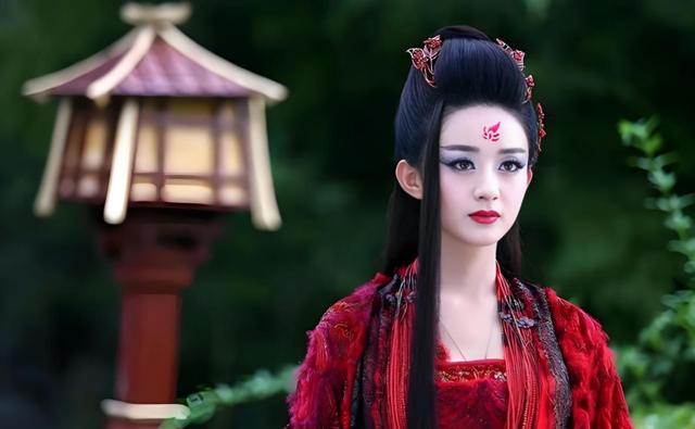 看似演技很好,实则演啥都一样,这4位女星是不是被吹捧过度了?