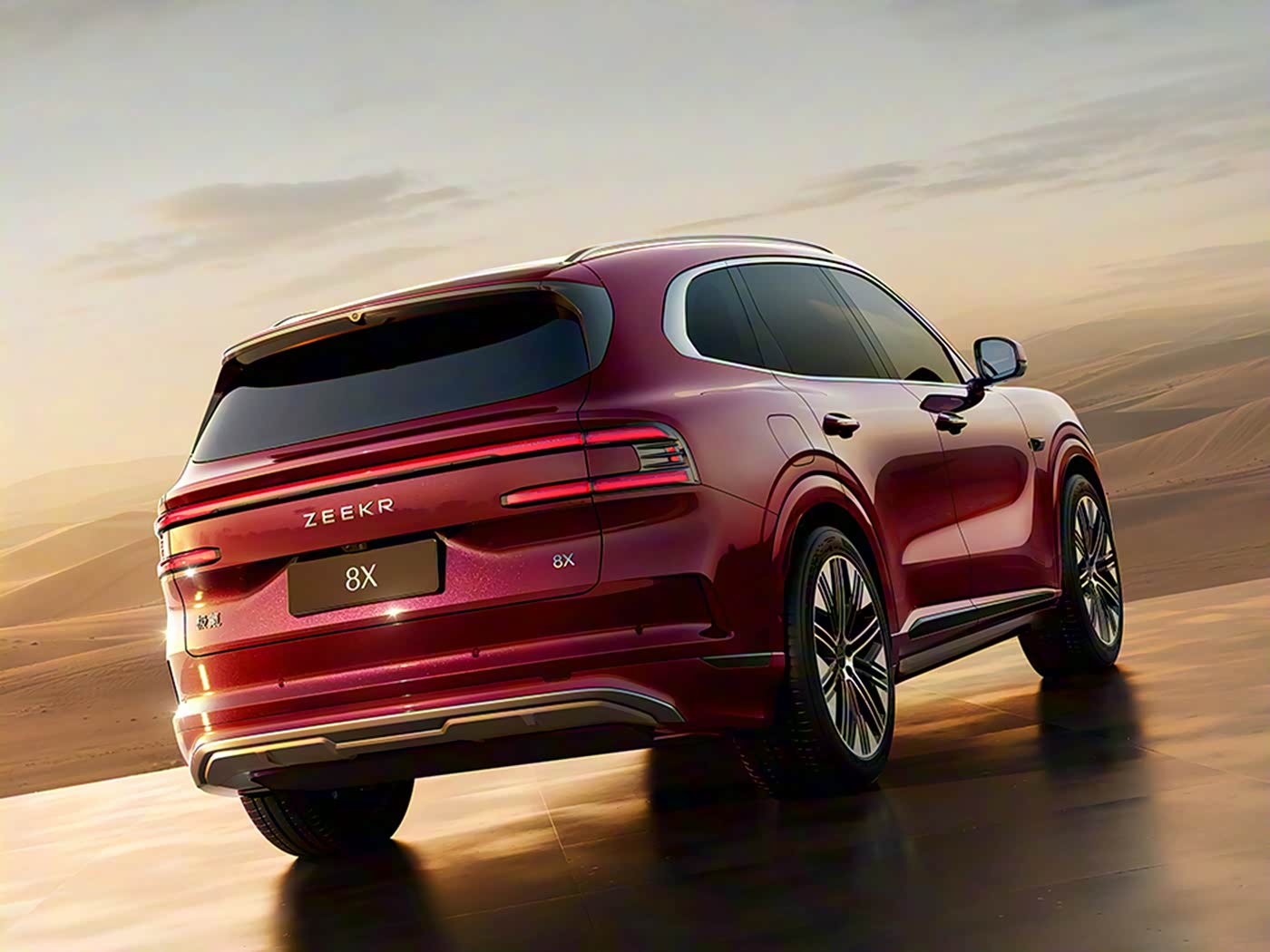 极氪全新SUV曝光，基于浩瀚电混架构打造，配激光雷达+AI数字底盘