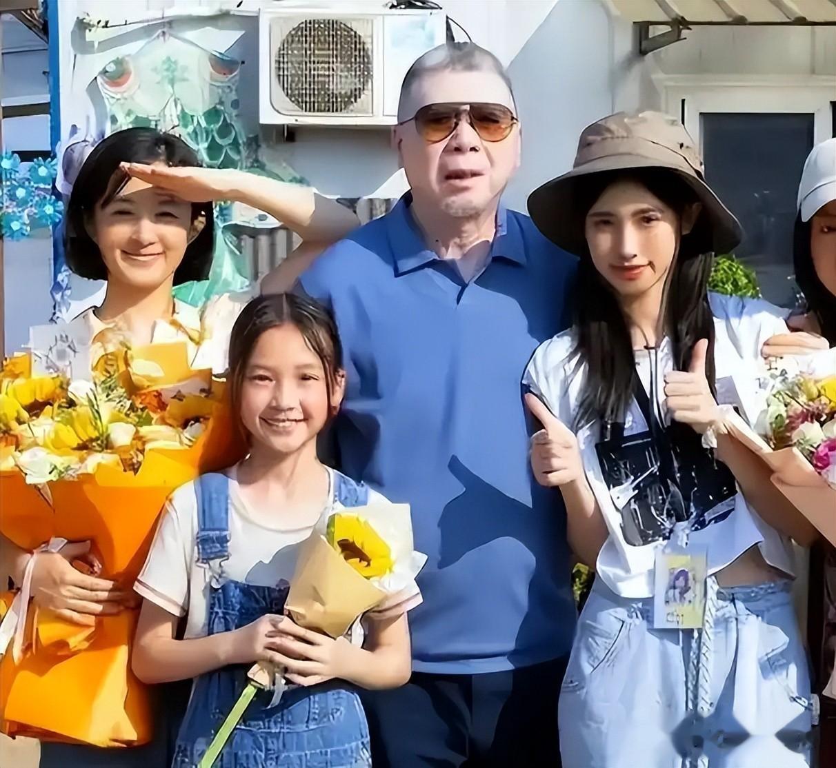 徐帆回应离婚传闻五个月，冯小刚近况曝光，狐狸尾巴终于藏不住了