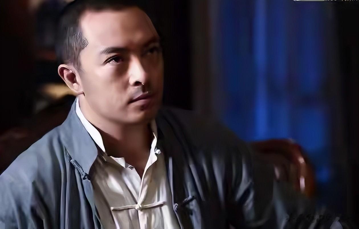 饶敏莉近况:与富大龙离异后,在国防大学任教,曾婚12年未育子