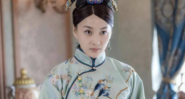 女演员与他同居5年，将美好的年华都给了他，他却转头娶了闺蜜