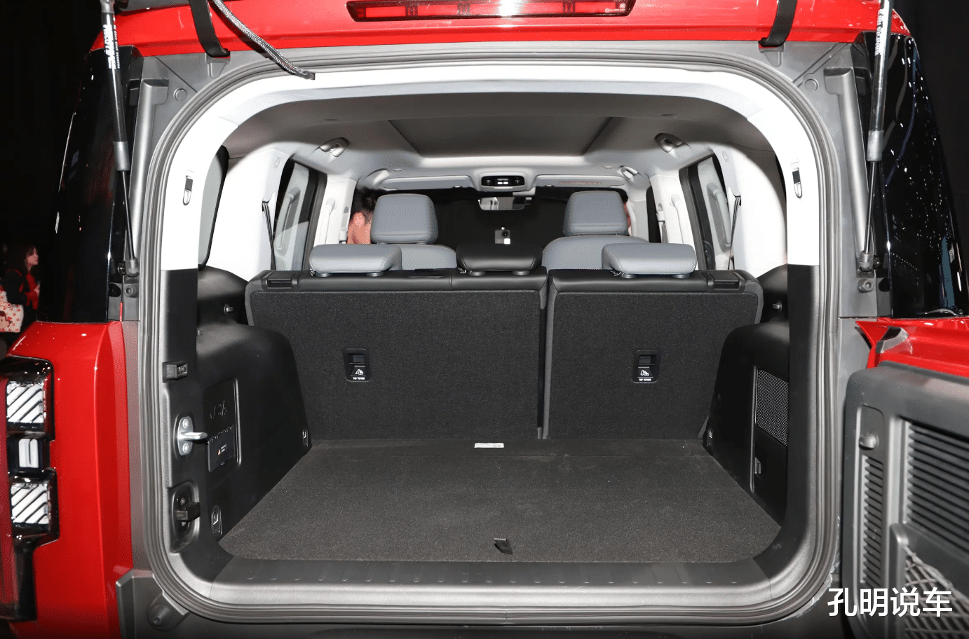 北京BJ40增程版销量解读，价格相对亲民，越野实力能接受？