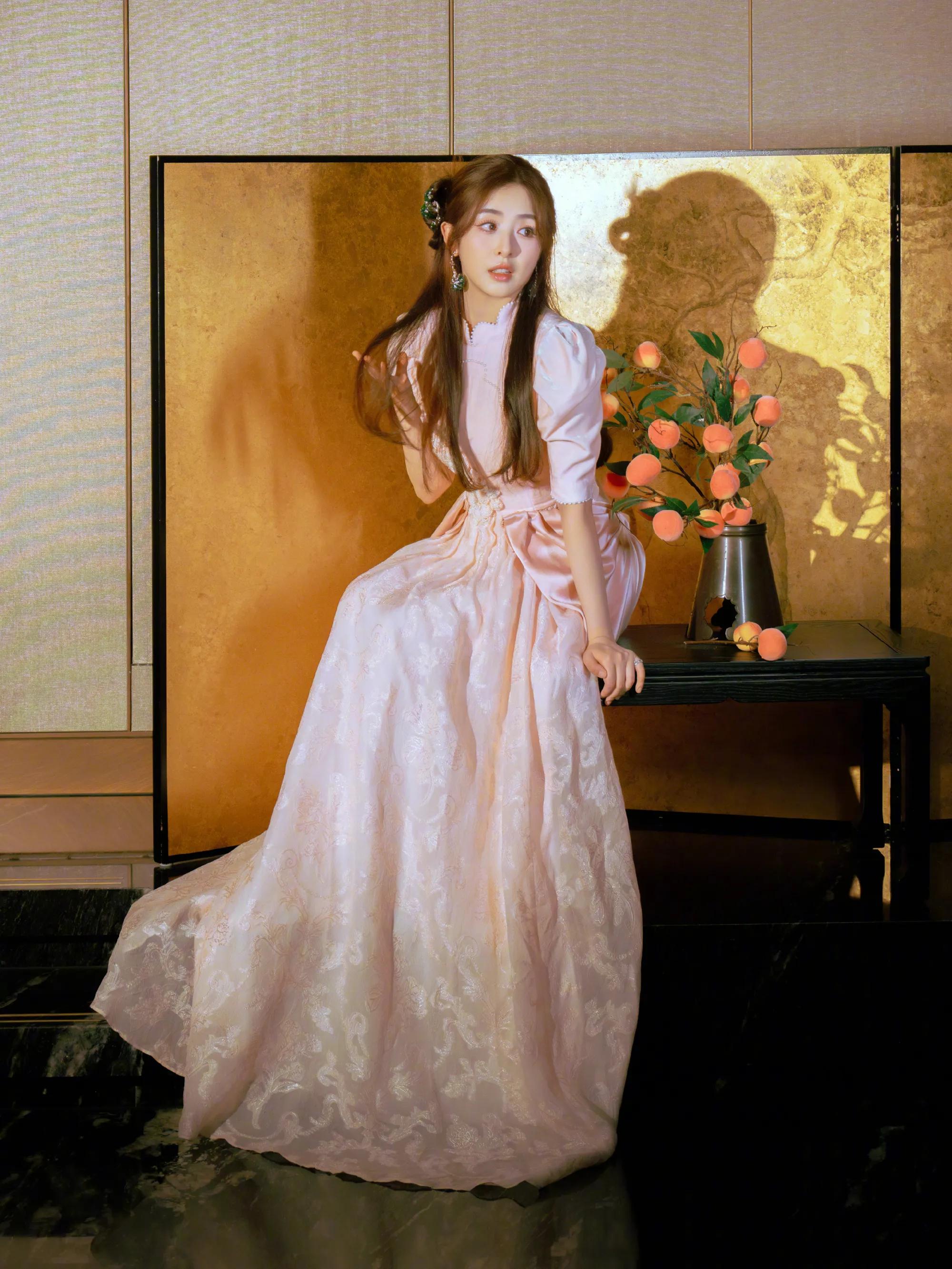 张含韵，央视七夕晚会， 七夕快乐，和合圆满！