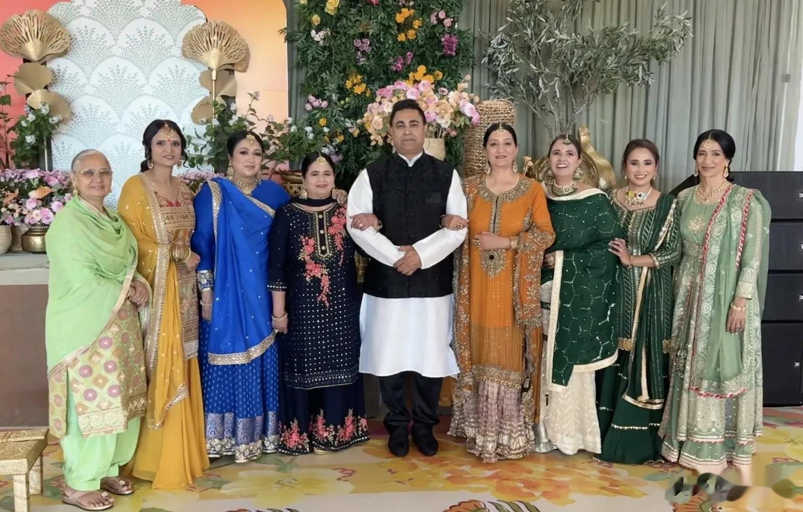 经典老外演员惊喜回归TVB大银幕 网剧成最新亮相作