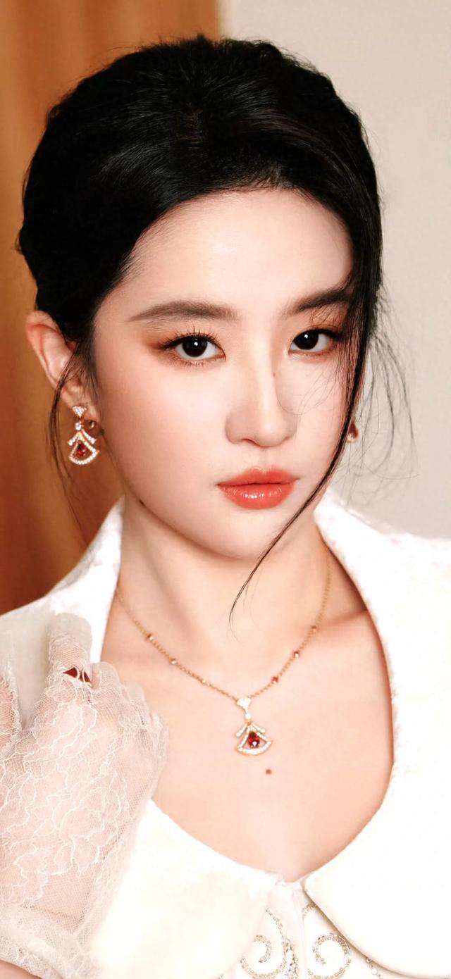 刘亦菲高清美图