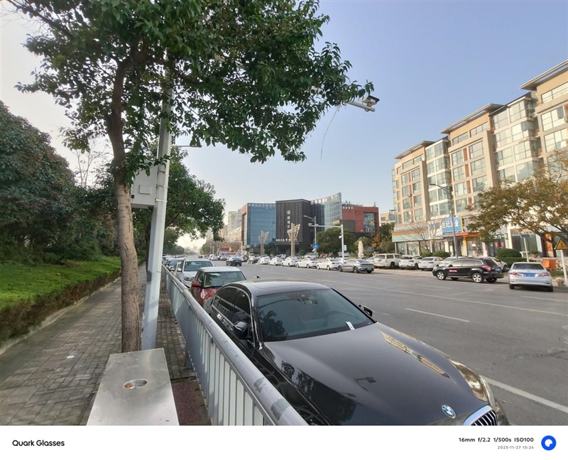 阿里自研夸克AI眼鏡S1首發評測：第一視角拍攝、導航、提詞神器！