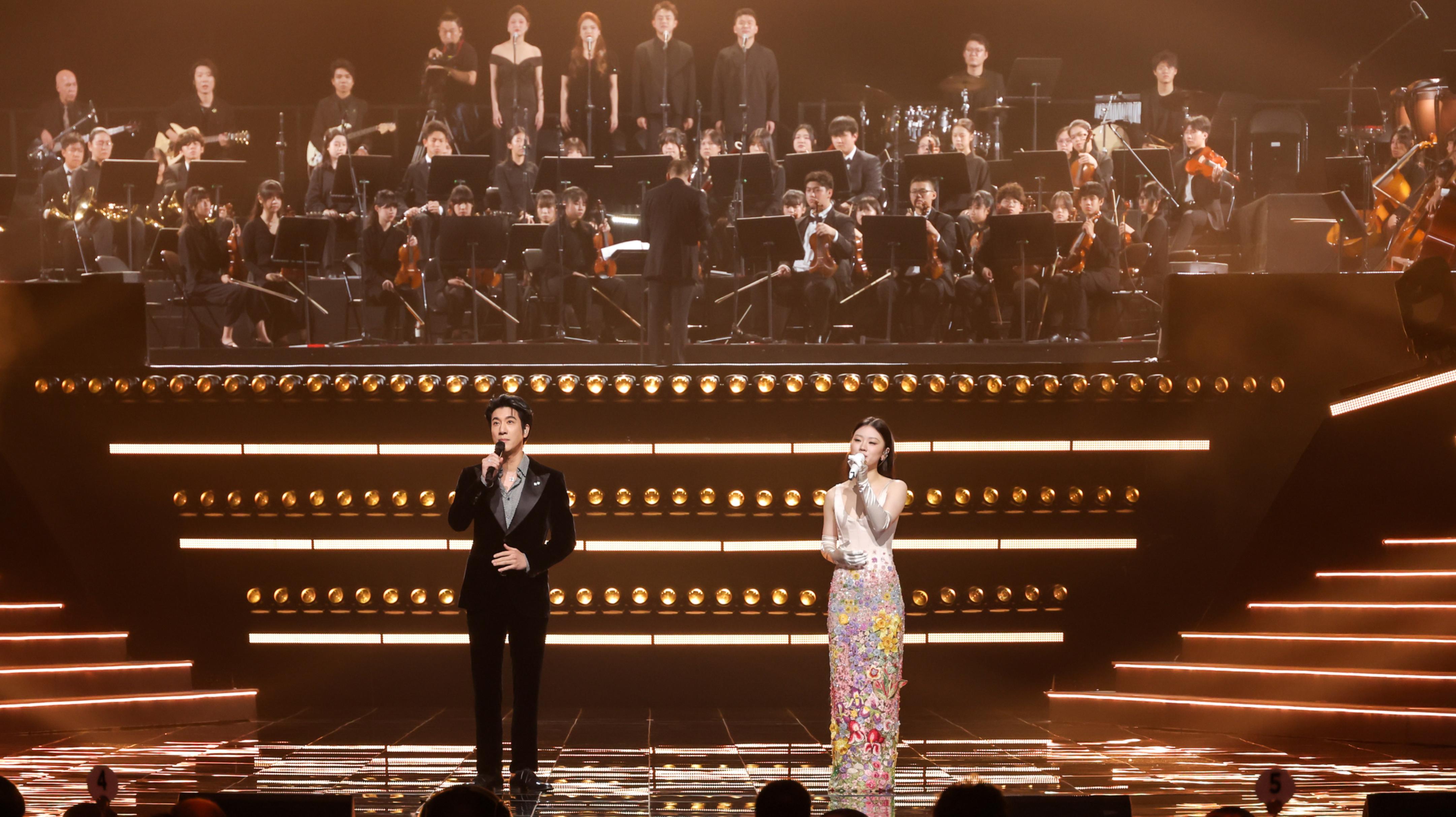 大湾区这一夜，“混子”歌手翻车，几十年职业生涯不敌演员跨界