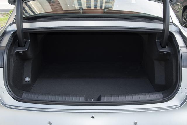 260km纯电续航+3米轴距卖14.99万？比亚迪汉车主集体沉默